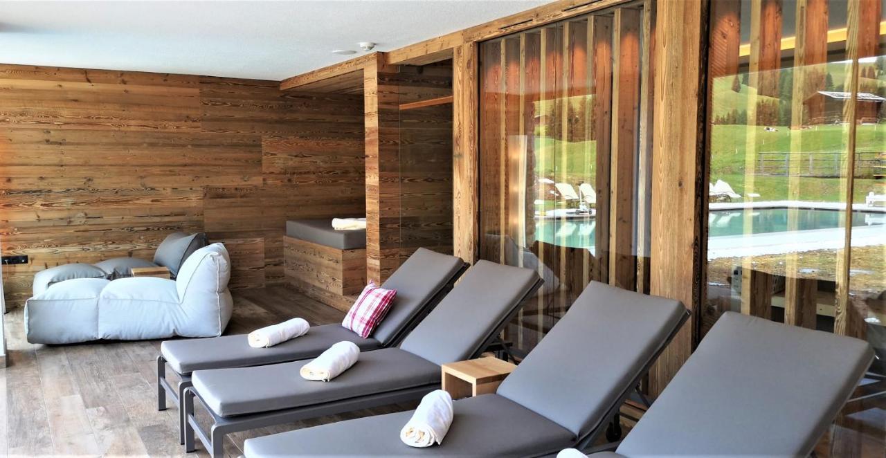 Sporthotel Floralpina ألب دي سوزي المظهر الخارجي الصورة